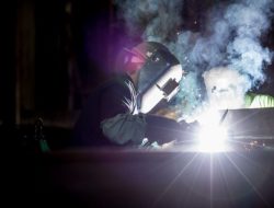 Pelamar Kerja di Batam Wajib Melampirkan Sertifikat Keahlian