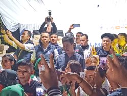 Tekad Membara di Kampungpelita, Dukung Rudi Majukan Seluruh Kepri