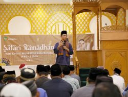 Safari Ramadan di Bengkong, Wali Kota Batam Amsakar Achmad ajak Jemaah Tingkatkan Kualitas Ibadah Puasa