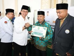 Silaturahmi dengan Tokoh Agama, Wali Kota Batam Amsakar Pastikan Insentif Cair sebelum Lebaran