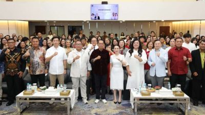 Hadiri Perayaan Natal Bersama, Amsakar Ajak Pegawai Bangun Energi Kolektif