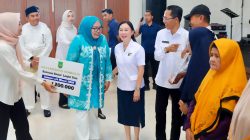 Amsakar-Li Claudia Tingkatkan Bansos Lansia dan Insentif Kader Posyandu di Batam