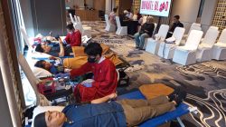 Grand Mercure Batam Centre Rayakan Anniversary Pertama dengan Aksi Donor Darah, Kumpulkan 40 Kantong Darah