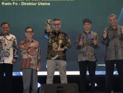 PLN Batam Raih Penghargaan TOP CSR Awards 2026 dan TOP Leader on CSR Commitment 2026