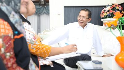 Amsakar Terima Petugas Sensus Ekonomi, Ajak Warga Batam Berikan Data yang Akurat